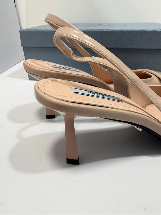 Prada Women's Heels - Picture 4 of 5